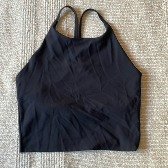 NWOT old navy active powersoft black crop top with bra, size medium - Picture 1 of 3